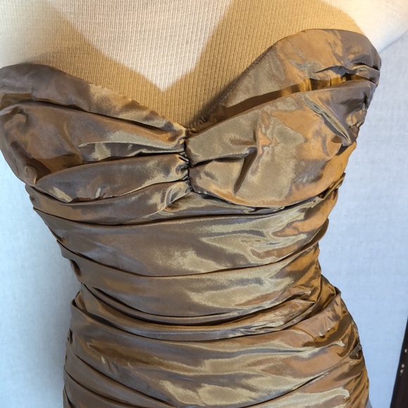 Jim Hjelm Occassions Gold satin 100% acetate Vintage USA/sz 4/ruched short train - Picture 4 of 15